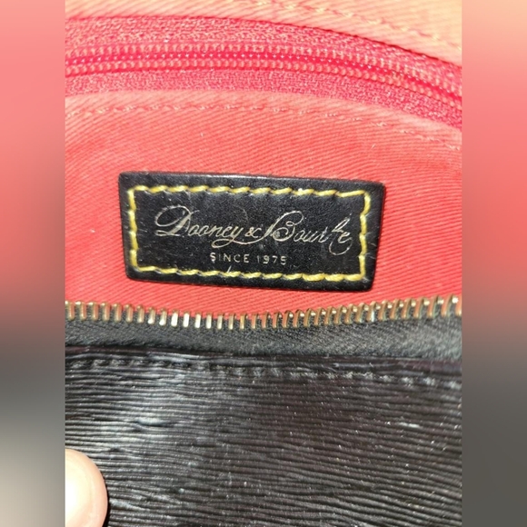 Dooney & Bourke mini bag - Picture 5 of 12